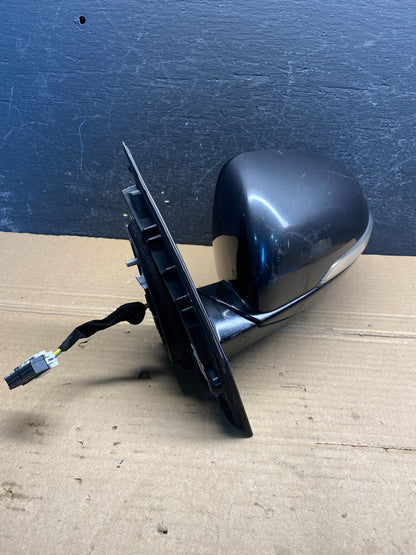2016 to 2020 Kia Sorento Left Driver LH Door Mirror Turn Signal AE8130 DG1