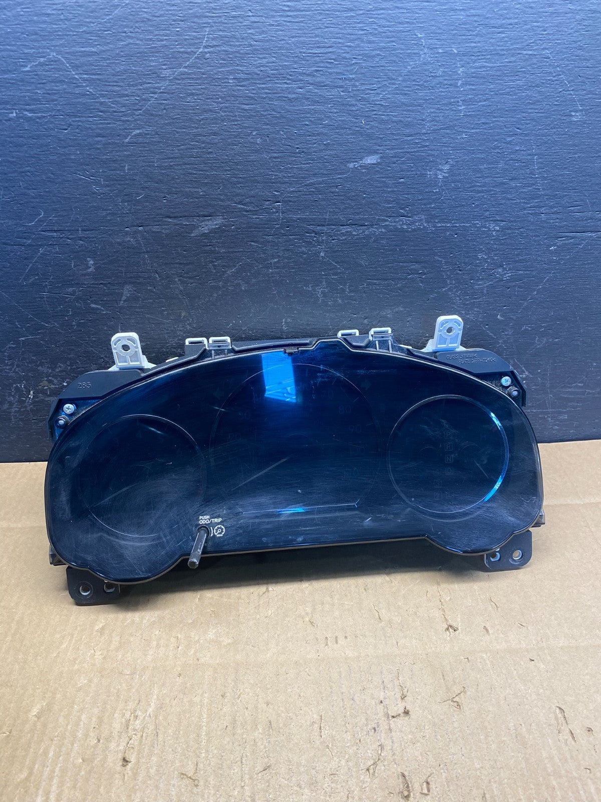 2008 2009 2010 Toyota Sienna Speedometer Cluster Gauge AD1600 DG0