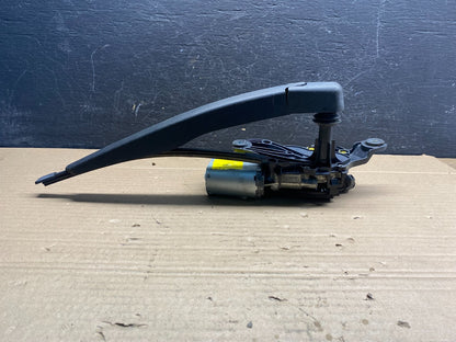 2011 to 2019 Ford Explorer Rear Windshield Wiper Motor ad9467 DG3