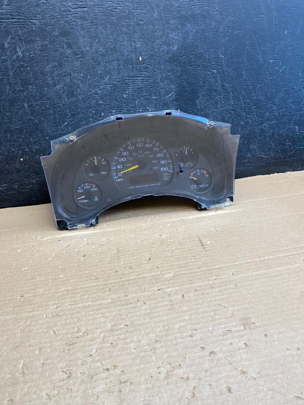 1996 to 2000 Chevrolet Express Speedometer Cluster Gauge AG6369 DG0