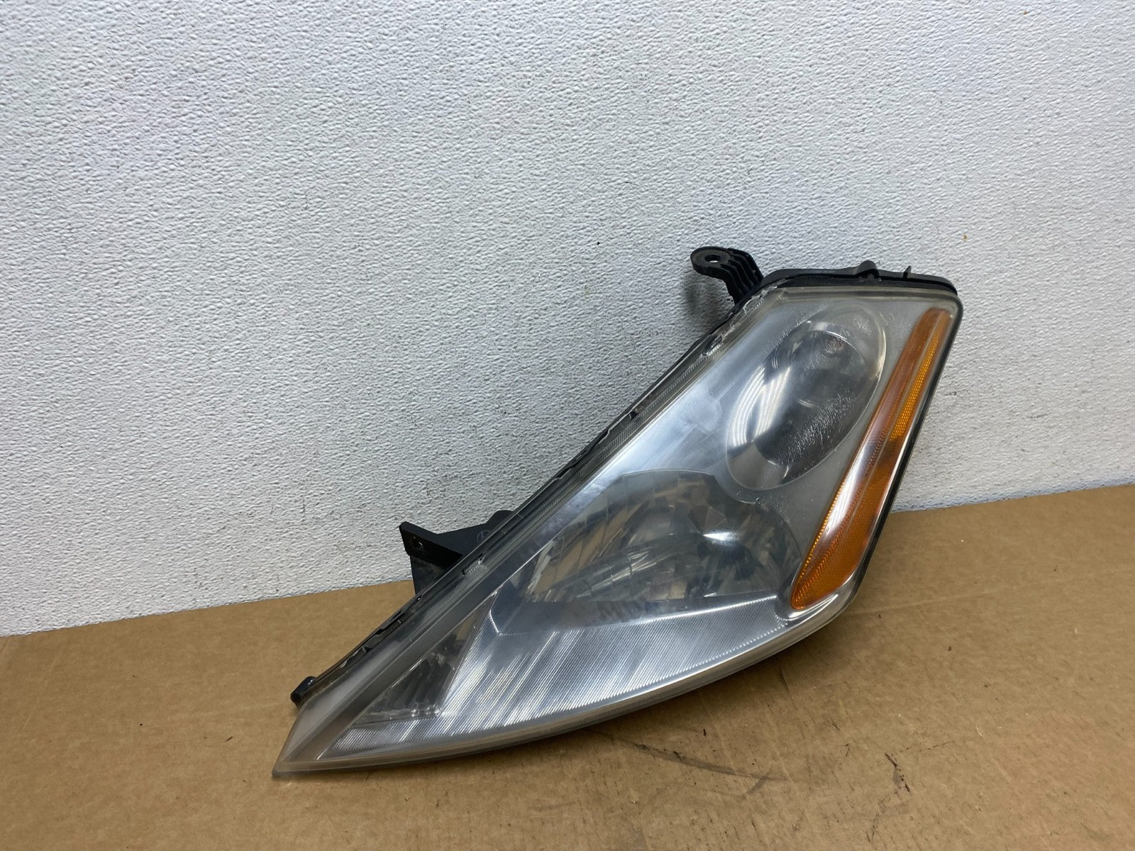 2003 to 2007 Nissan Murano Headlight Halogen Left Driver LH AD6070 DW2