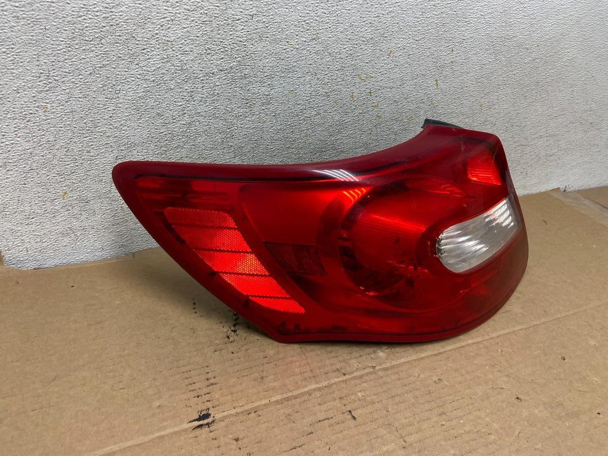 2010 to 2013 Suzuki Kizashi Left Driver LH Side Tail Light AH7868 DG1