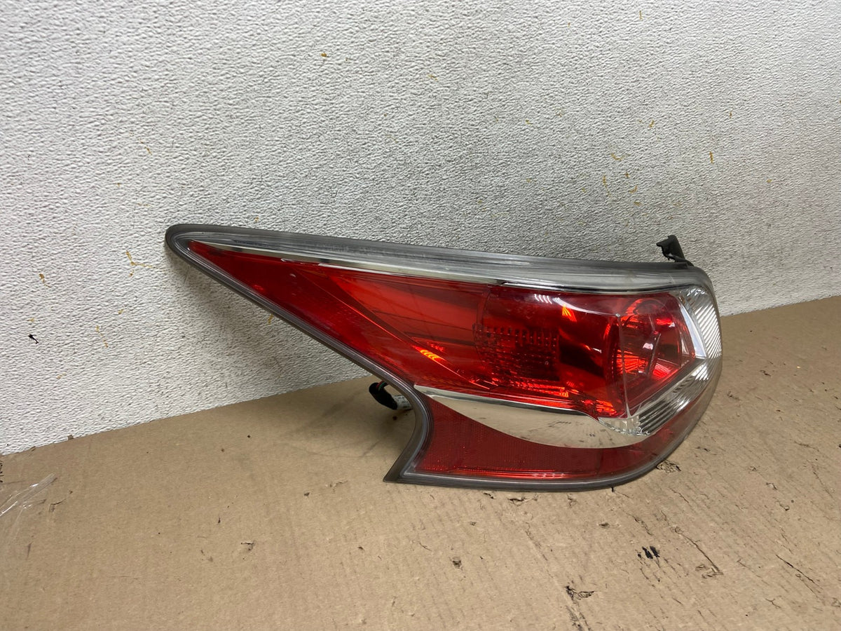 2013 2014 2015 Nissan Altima Left Driver LH Side Tail Light AH7697 LK1