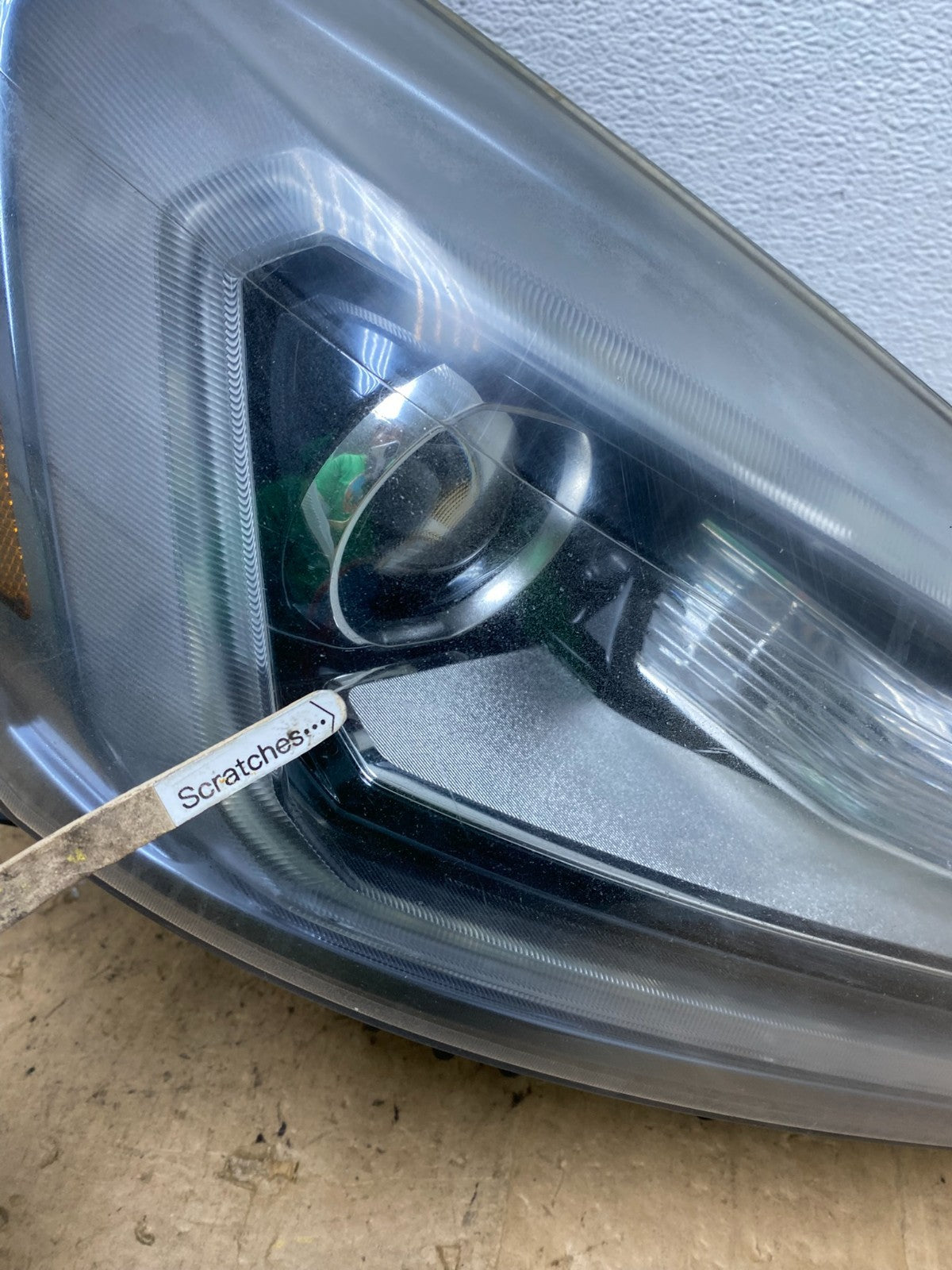 2013-2016 Gmc Acadia Right Passenger RH Side Led Halogen Headlight AD0646 DW3
