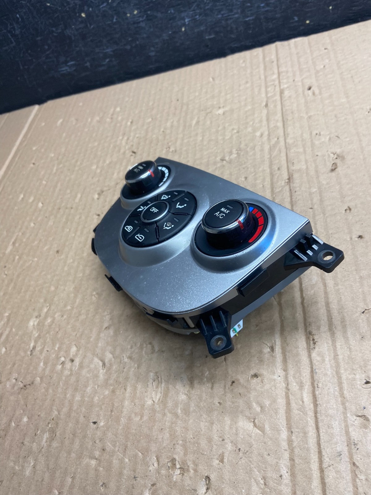 2010 2011 2012 Hyundai Santa Fe Automatic Climate AC Heater Control OE AF6303 DG3
