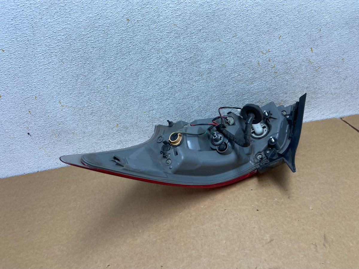 2009 2010 2011 Nissan Maxima Left Driver Lh Side Tail light AI2596 LK4
