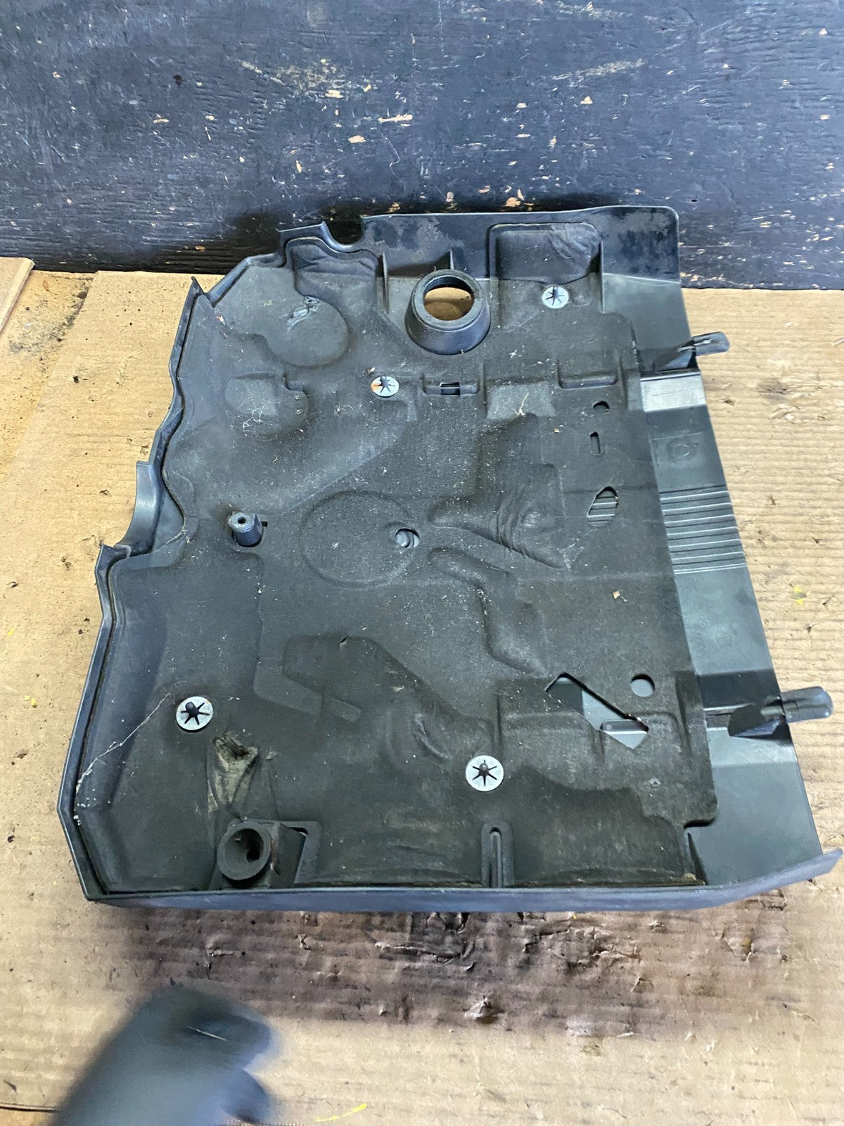 2008 to 2012 Cadillac CTS 3.6L Plastic Engine Cover Shield Z5980 DG6