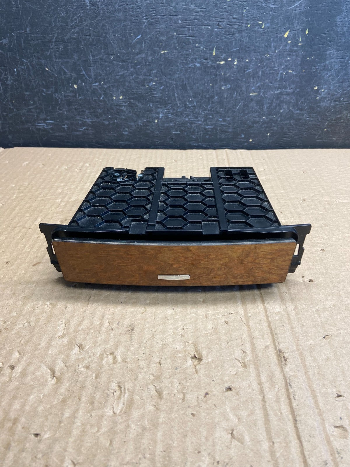 2007-2012 Mercedes GL450 X164 Center Console Ash Tray Compartment AF6338 DG0
