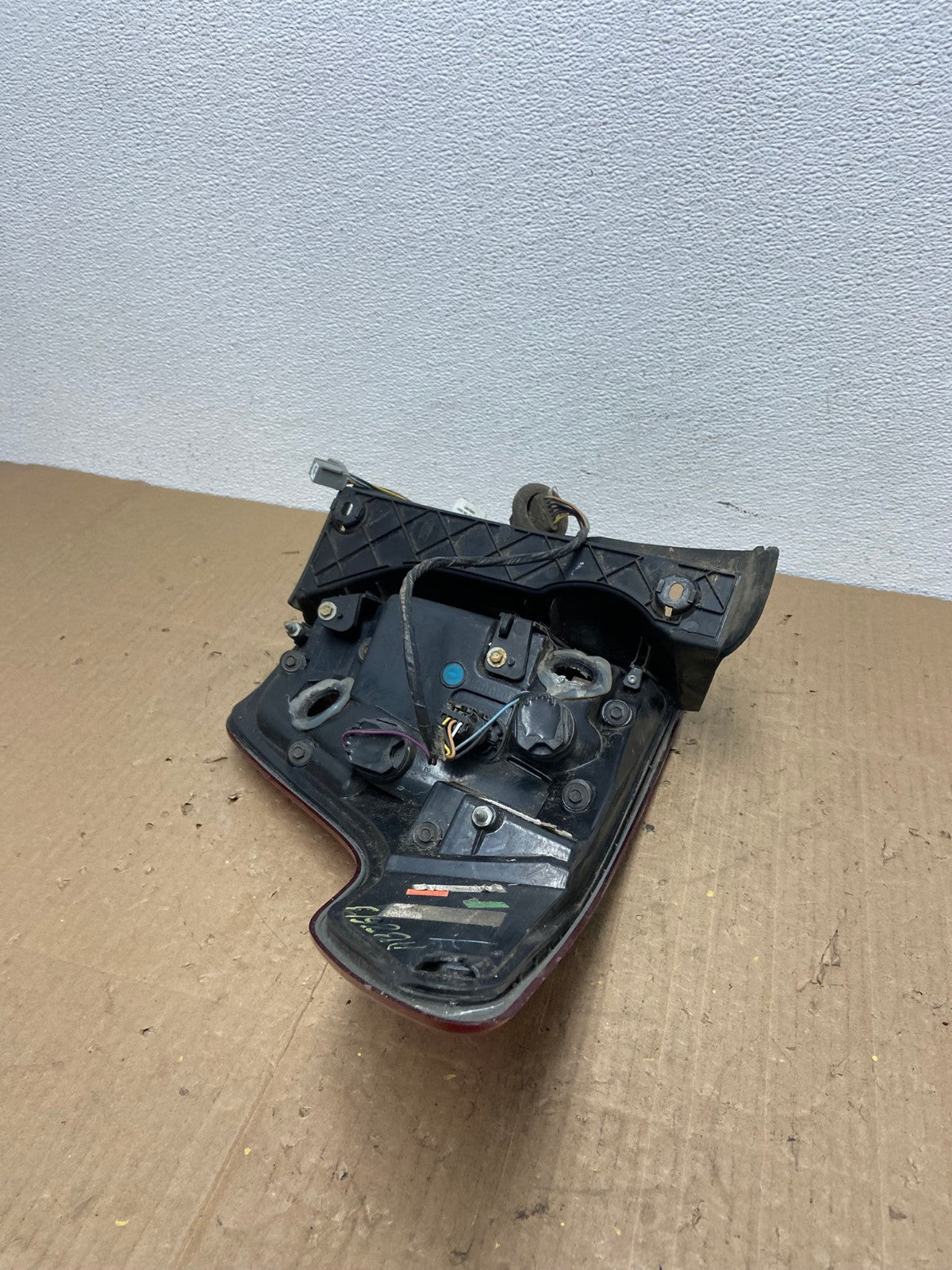 2016 to 2019 Ford Explorer Left Driver Lh Side Tail light OEM AB8613 LK8