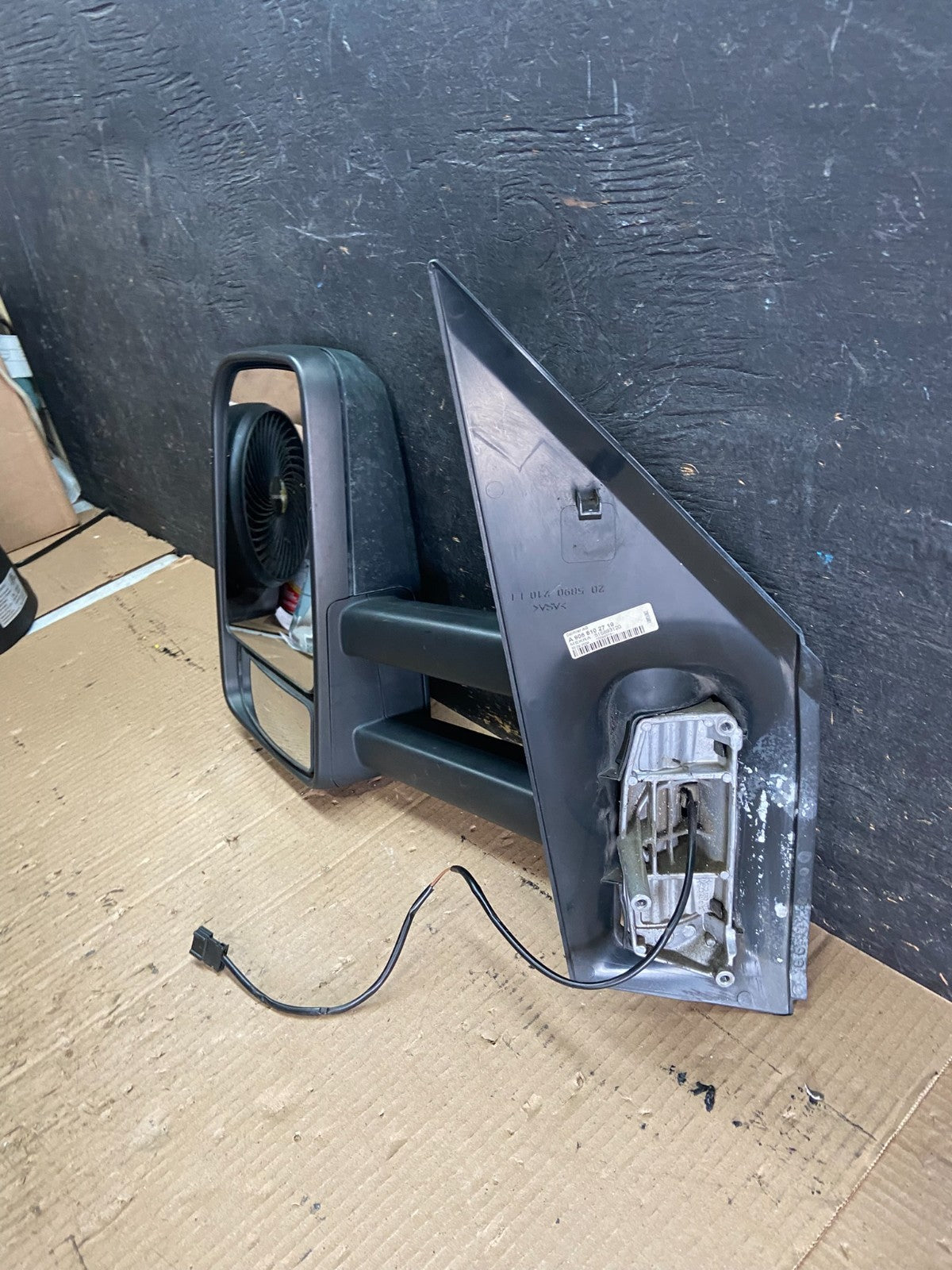 2007 to 2018 Mercedes-Benz Sprinter Left Driver Side View Door Mirror Q3172 DG9