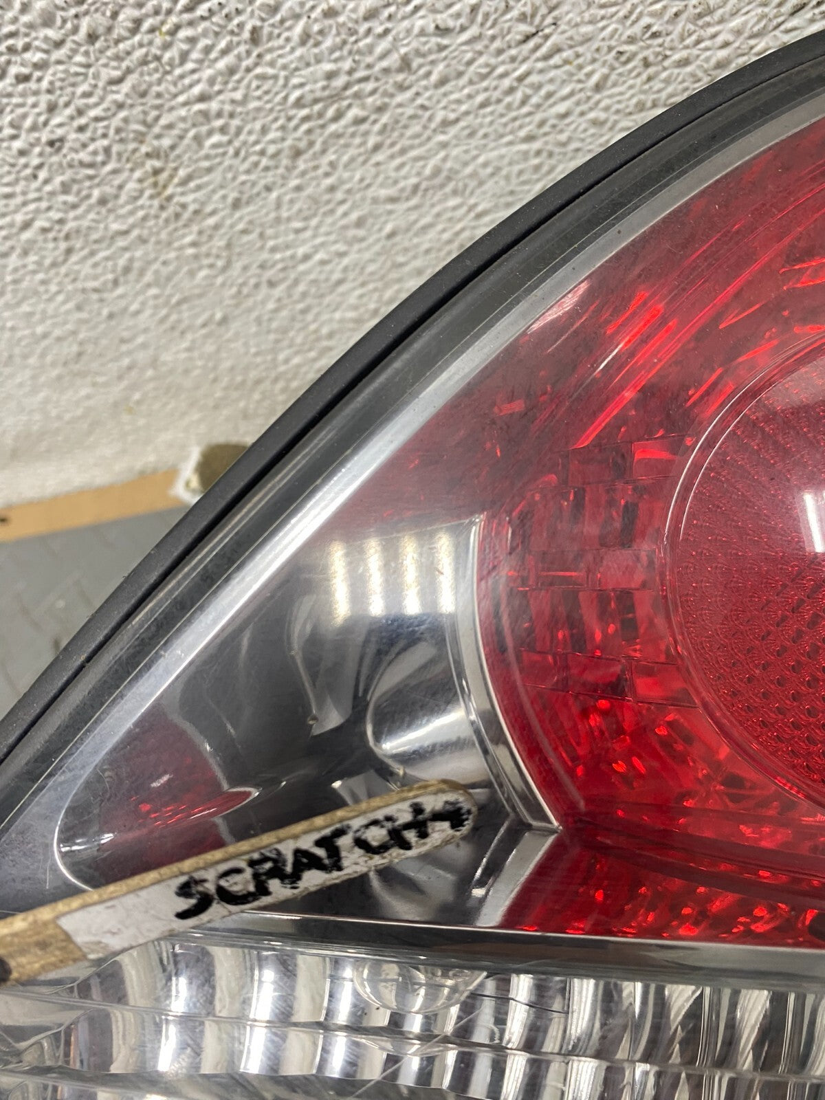 2000-2003 Lexus RX300 Right Passenger Side Rear Inner Tail Light Oem C5223 DG13