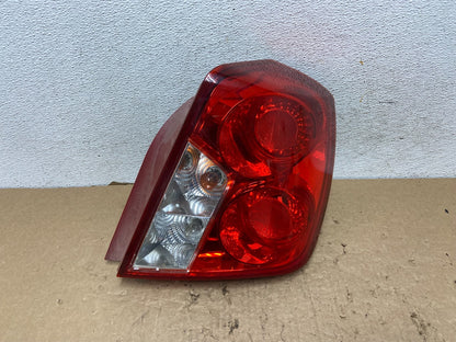 2004 to 2008 Suzuki Forenza Right Passenger RH Side Tail Light Af82590