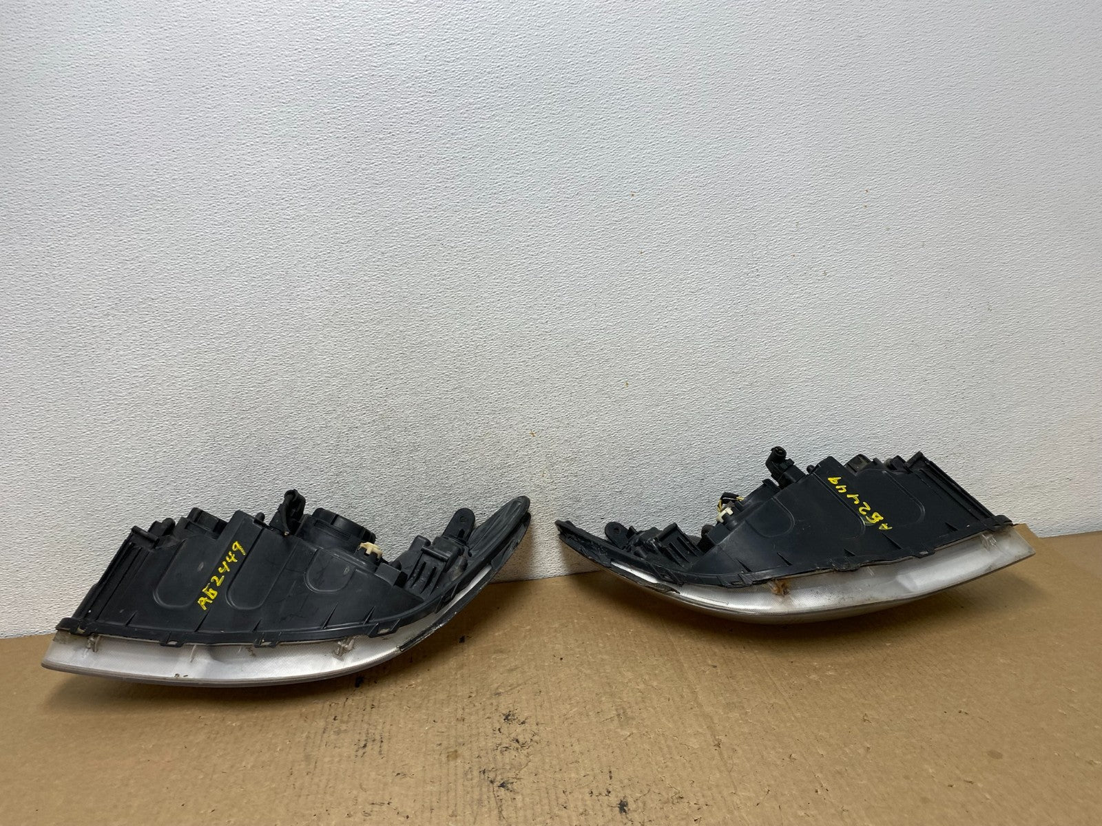 2007 2008 2009 2010 Hyundai Elantra Left+Right Side Headlights AG2449 DW9