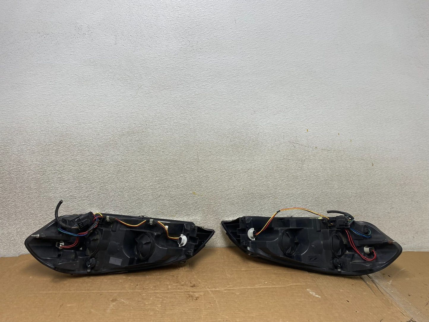 2006 - 2013 Chevrolet Impala Left+Right Set Headlights Halogen Z1395 DW5
