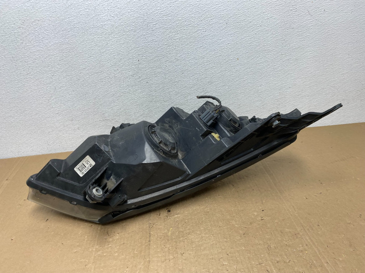 2013-2017 Chevrolet Traverse Left Driver LH Side Headlight Halogen AC5919 DW6