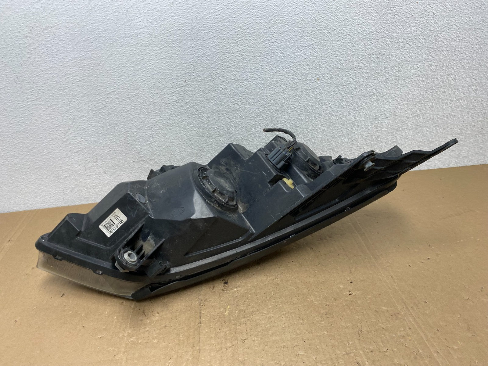 2013-2017 Chevrolet Traverse Left Driver LH Side Headlight Halogen AC5919 DW6