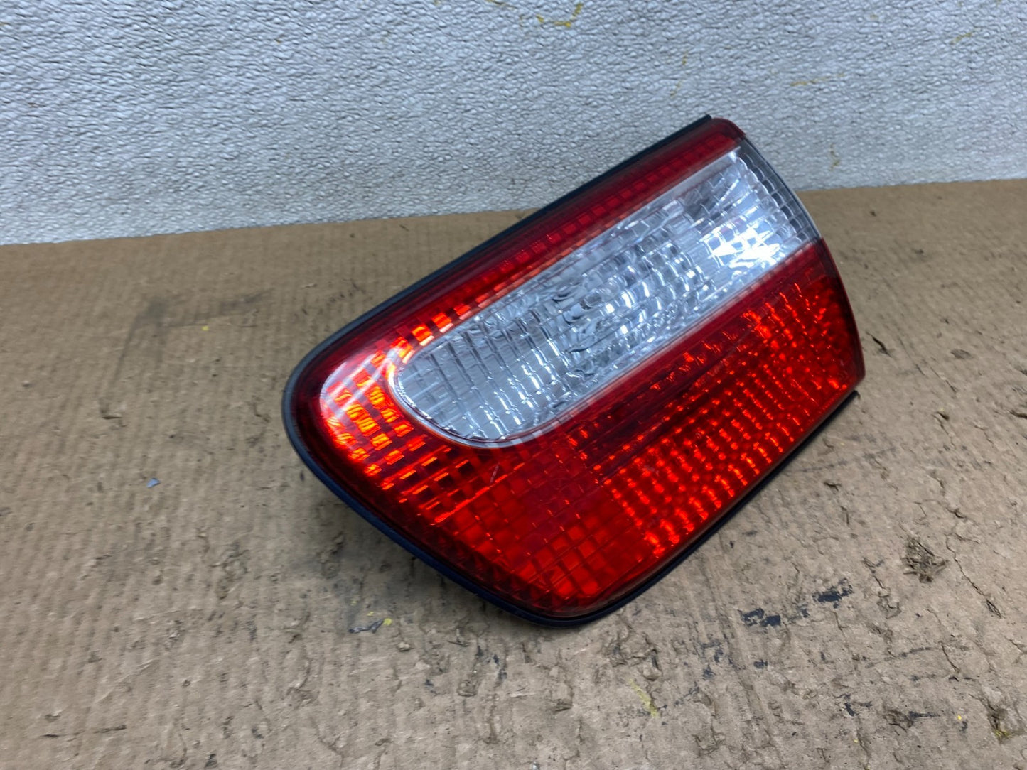 2001 2002 2003 Toyota Sienna Left Driver Lh Side Inner Tail Light OEM W7857 DW2