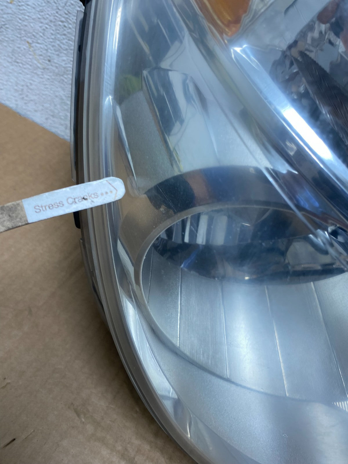 2010 - 2015 Chevrolet Equinox Halogen Headlight Right Passenger Side AI3812 DW4