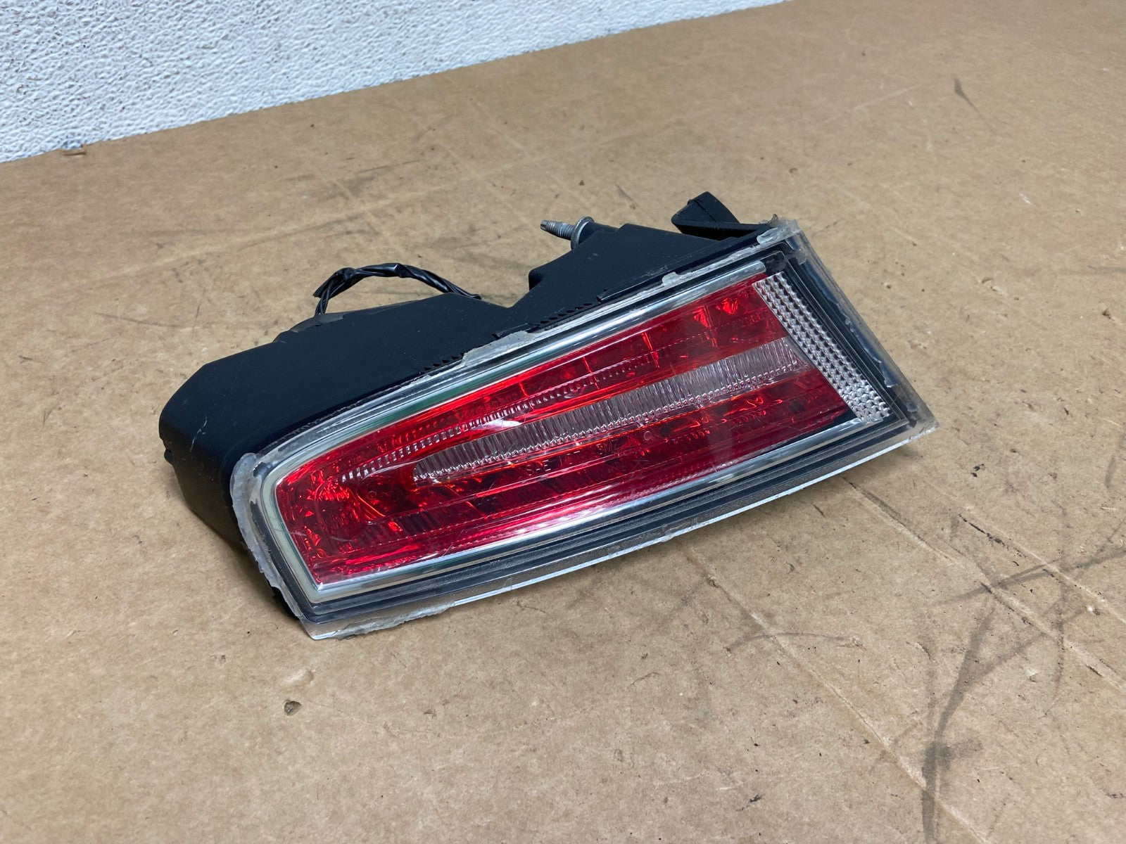 2013-2019 Lincoln MKZ Left Driver LH Side Tail Light AD6324 LK2