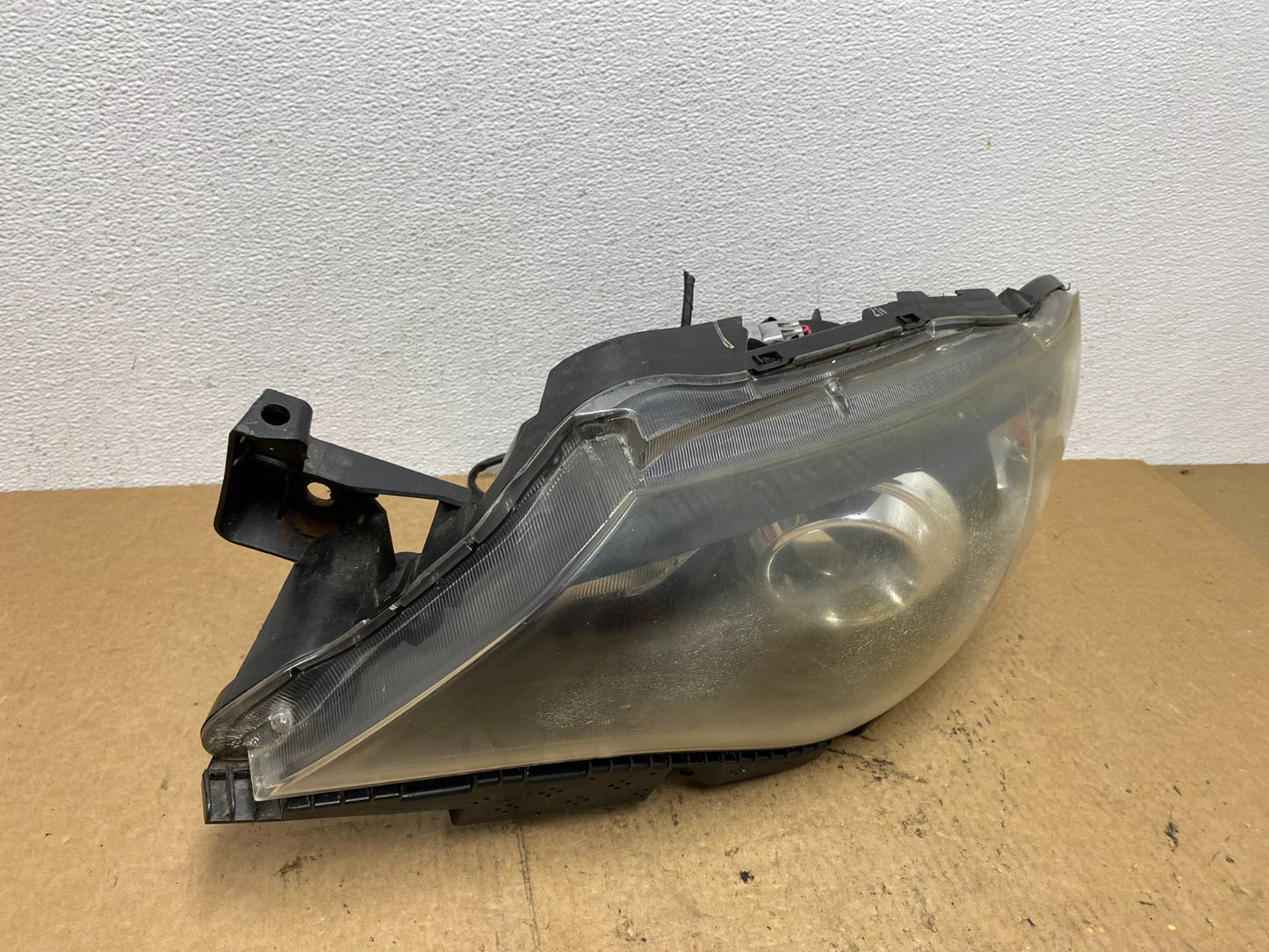 2008 to 2011 Subaru Impreza Left Driver LH Side Halogen Headlight Oem AC3547 DW2