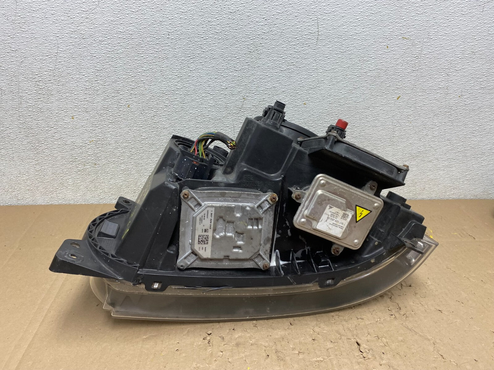 2010 to 2012 Land Rover Range Rover L322 Right Xenon Hid Headlight N3526 DW11