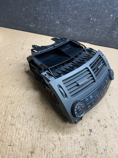 2007 - 2009 Mercedes W211 E550 E320 Center Console AC Heater Air Vent AF1677 DG2