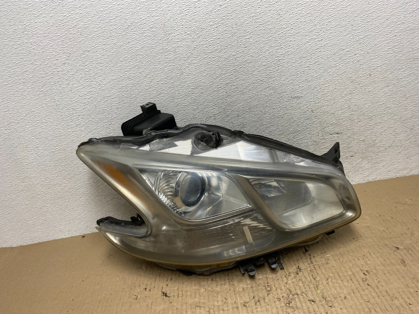 Halogen 2009-2014 Nissan Maxima Right Passenger Headlight AF7008 DW0