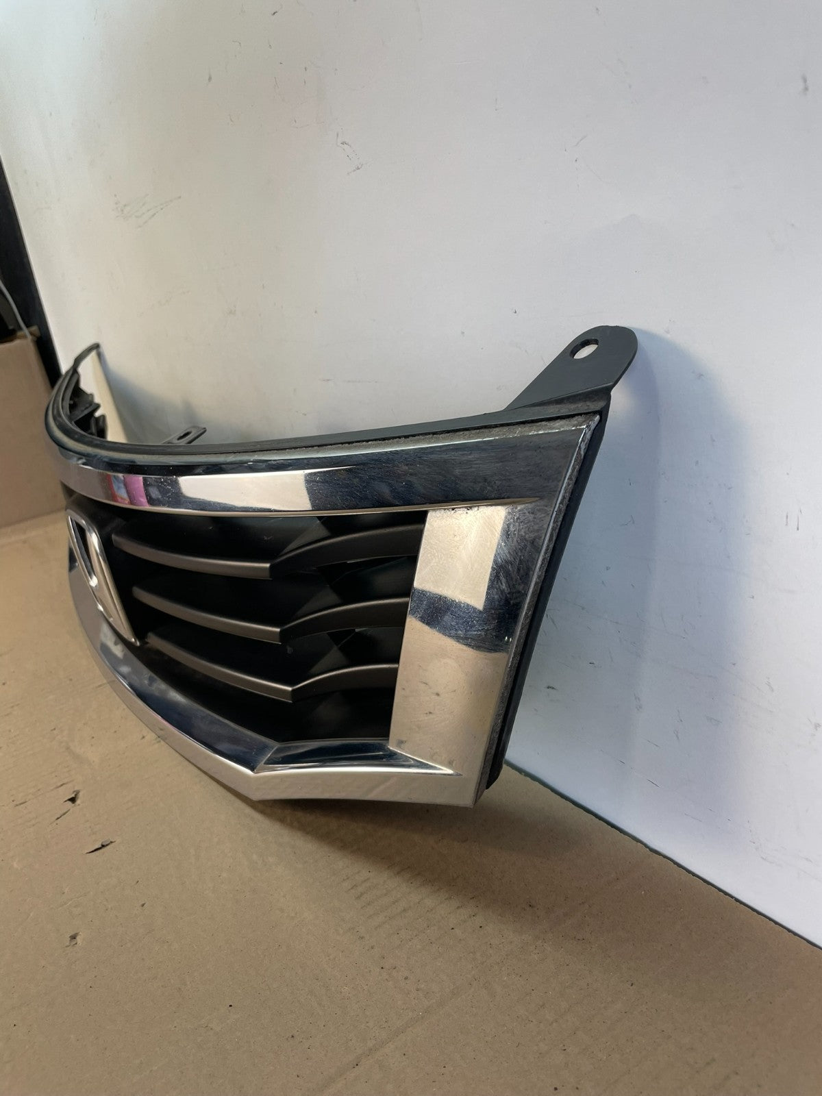 2008 2009 2010 Honda Accord Sedan Front Upper Grill Grille AH6522 DG1