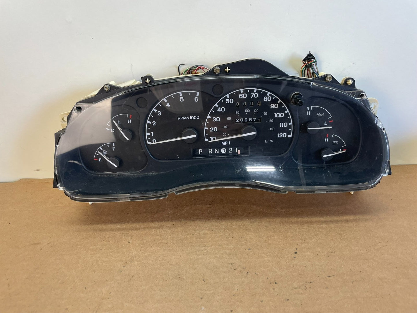 1997 - 1998 Ford F150 F-150 Speedometer Cluster Gauge ag0740 DG0