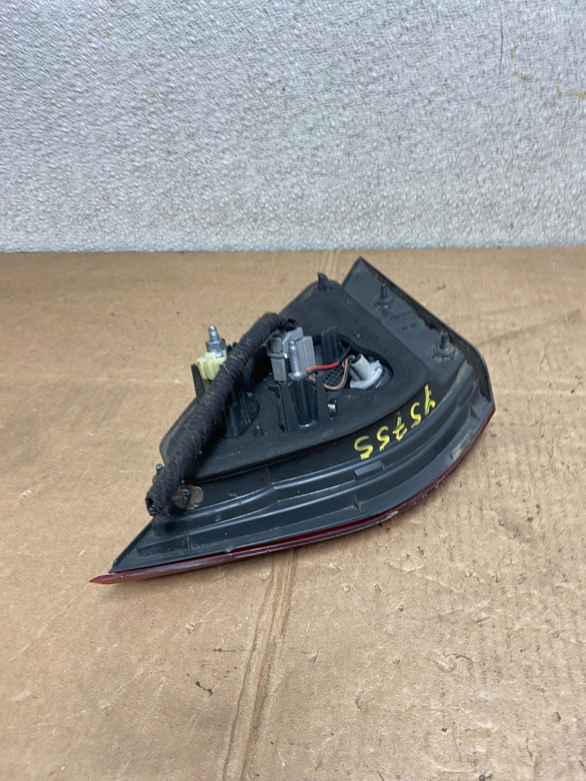 2015 to 2017 Chrysler 200 Sedan Left Driver Side Inner Tail Light Oem Y5755 DW5
