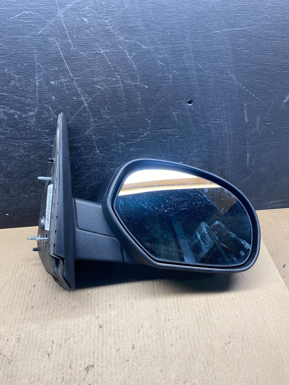 2007-2013 Chevrolet Tahoe Silverado Suburban Right Passenger Mirror AH4557 DW6