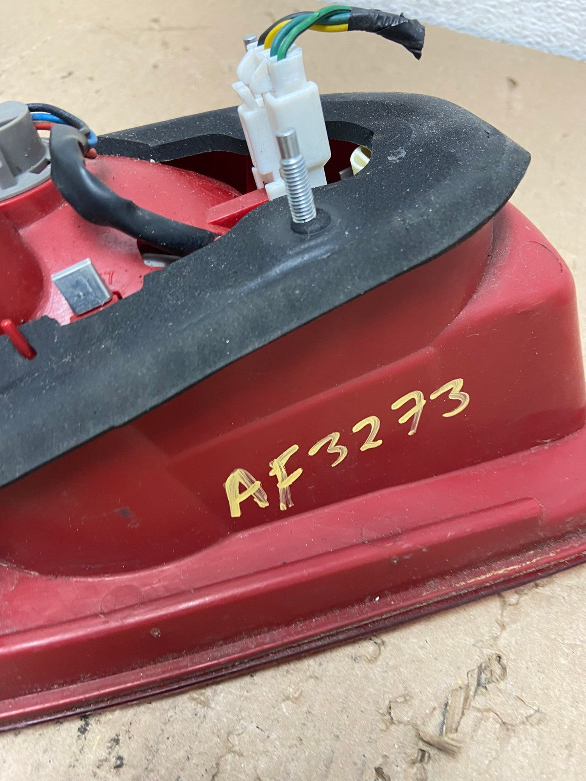 2007 2008 2009 Hyundai Santa Fe Right Passenger Tail Light Inner AF3273 LK6