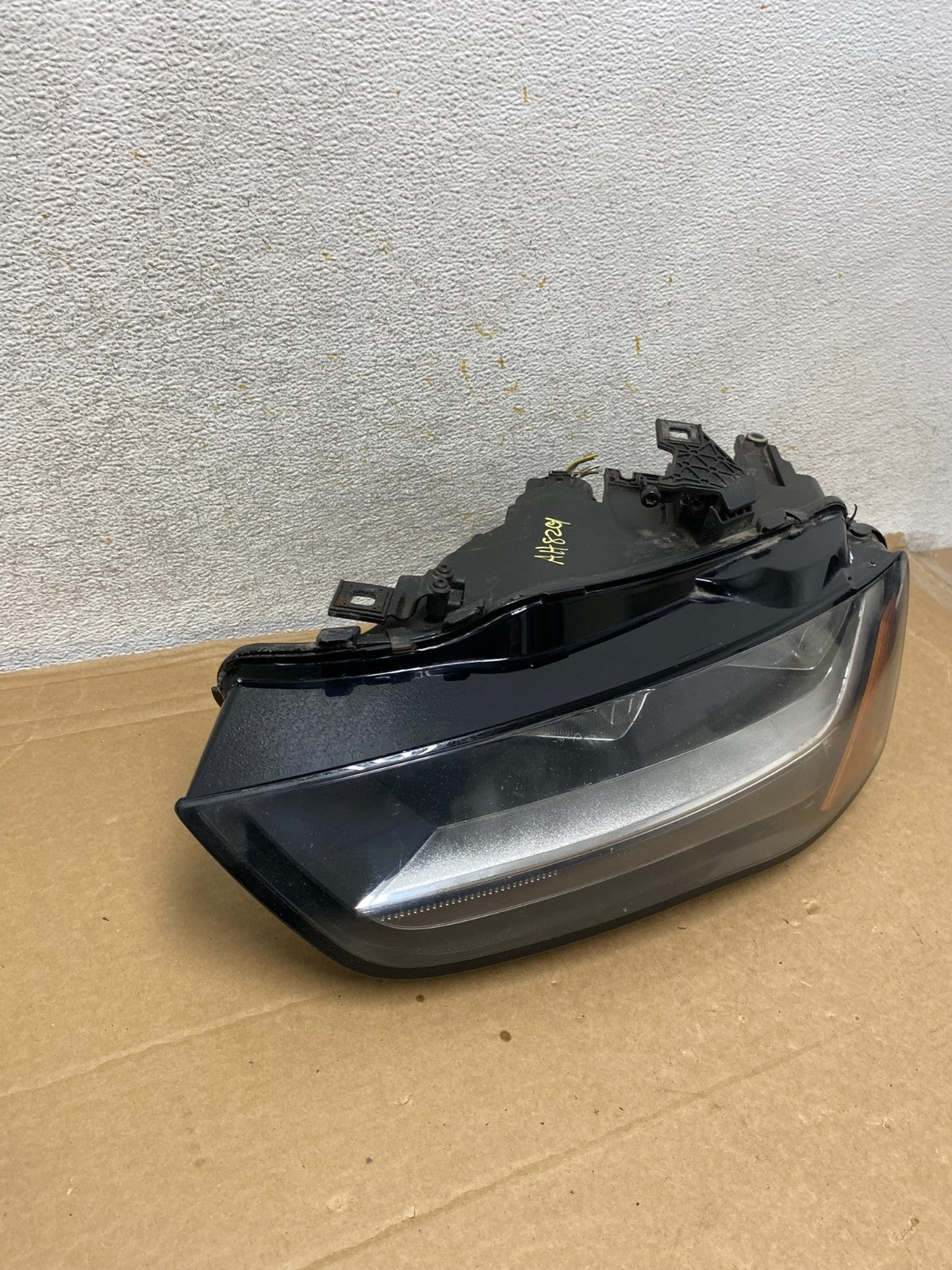 Halogen 2013 to 2016 Audi A4 Left Driver LH Side Headlight AH8201 DW2