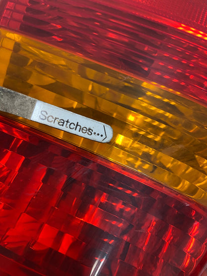 2002 - 2005 BMW 3 E46 Series Left Driver Side Lh Tail Light AF3072 LK3