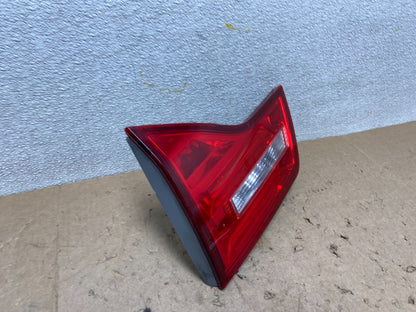 2007 2008 2009 Acura Mdx Right Passenger Rh Side Inner Tail Light Oem X2313 DW2