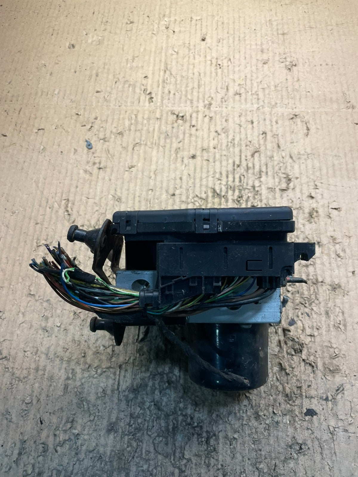 2005-2008 Chrysler Crossfire ABS Anti Lock Brake Pump Module Oem V5454 DG1