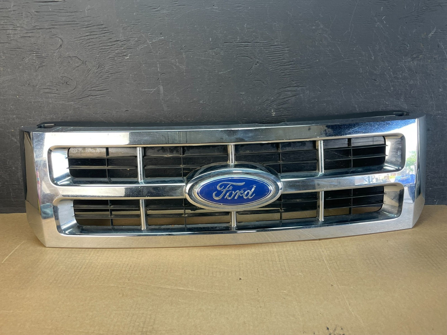 2008 to 2012 Ford Escape Front Upper Grill Grille Aftermarket AF5200 DG0