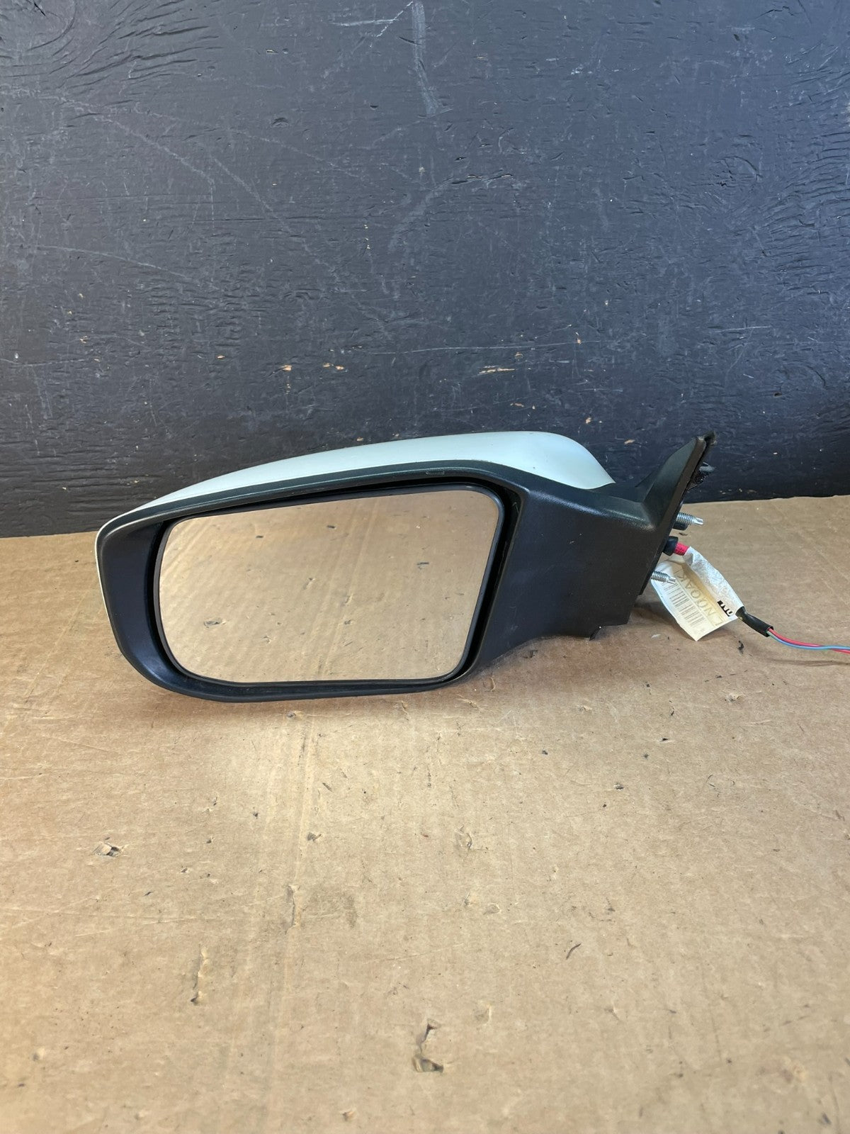 2013 to 2018 Nissan Altima Left Driver LH Side View Door Mirror AE8582 DG8