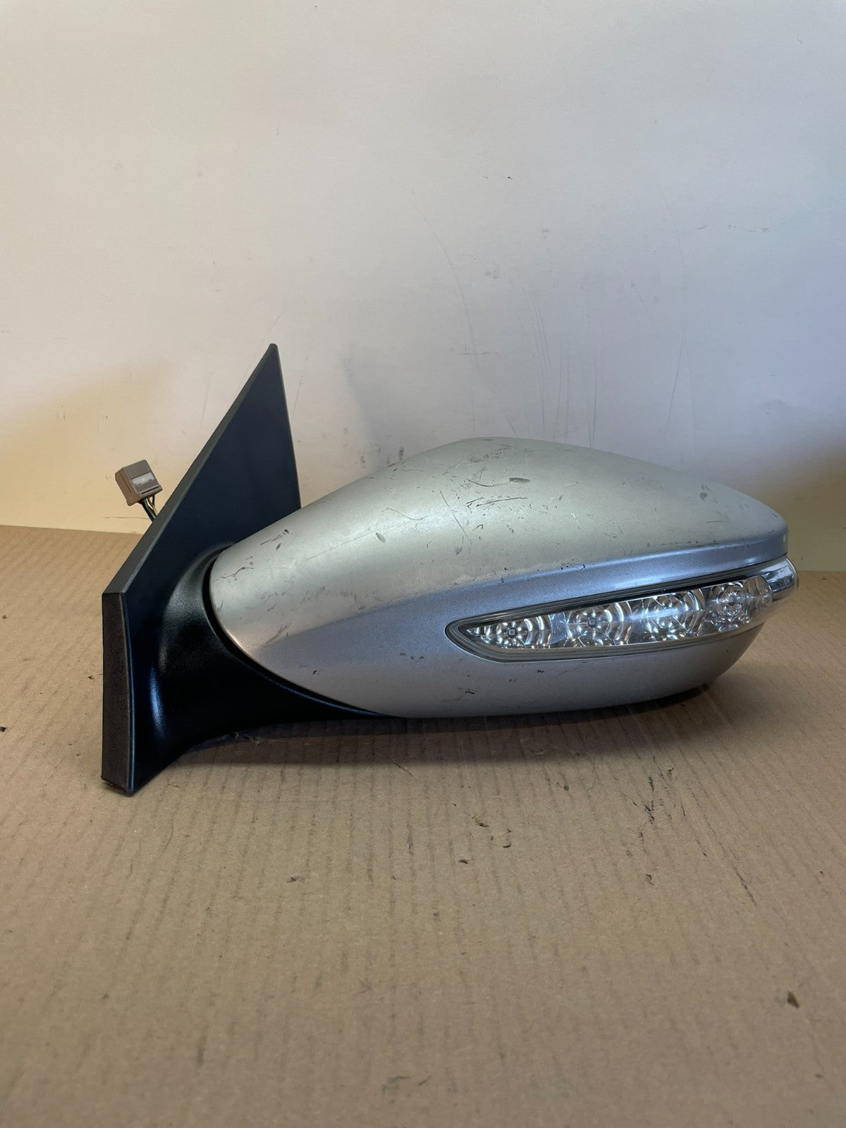 2011-2015 Hyundai Sonata Left Driver Side View Turn Sgn Door Mirror OE AJ0834 DG0