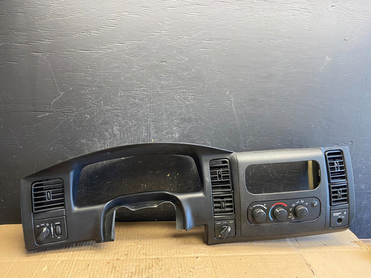 2001 2004 Dodge Dakota Speedometer Climate Control Radio Panel Bezel AD2017 DG0