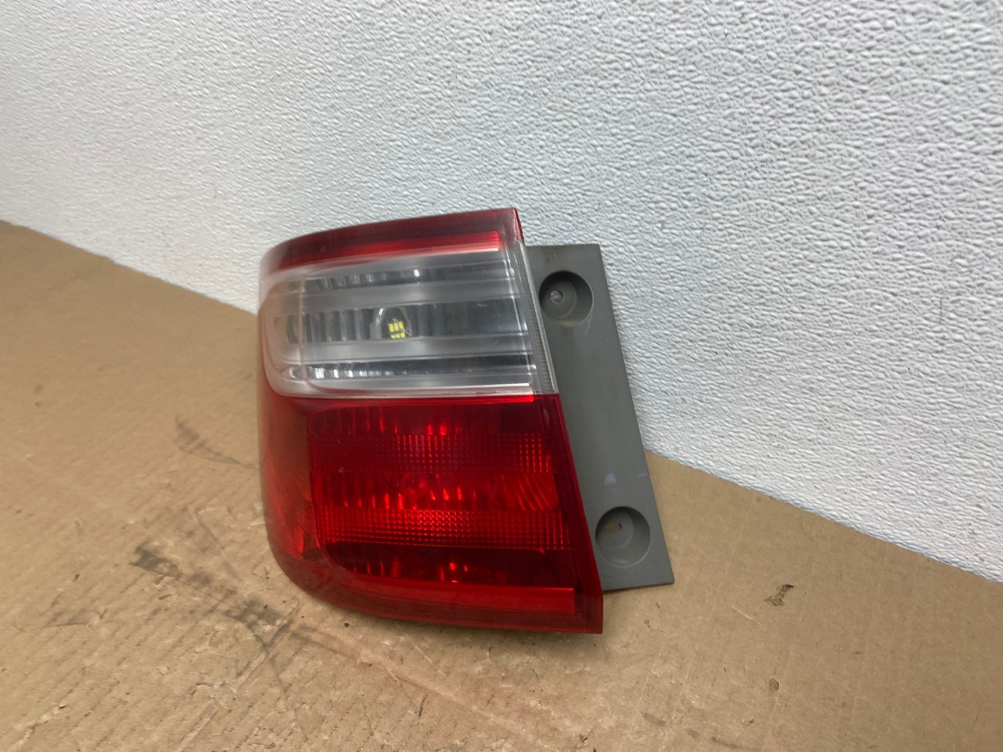 2011 2012 2013 Honda Odyssey Left Driver Side Tail Light OEM AB8300 LK1