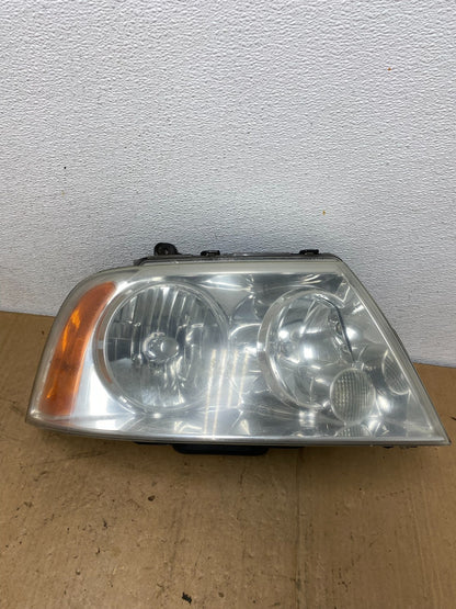 Xenon 2003-2006 Lincoln Navigator Right Passenger Side Headlight AD1187 DW0