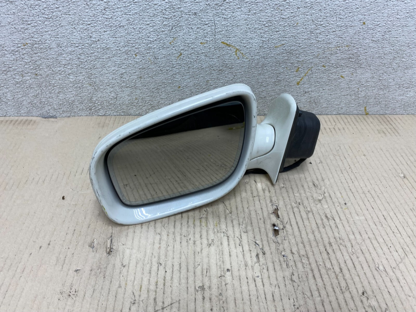 2007-2009 Mercedes E-Class  Left Driver Lh Side Door Mirror Turn Signal O2834 DG8