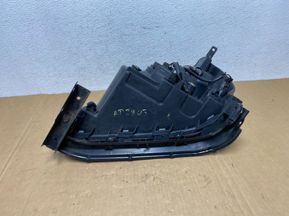 2003 2004 2005 Honda Pilot Right Passenger RH Side Halogen Headlight AD2804 DW6