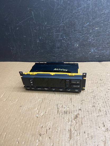 2003 to 2006 Lincoln Town Car Climate Control Panel AE4494 DG0
