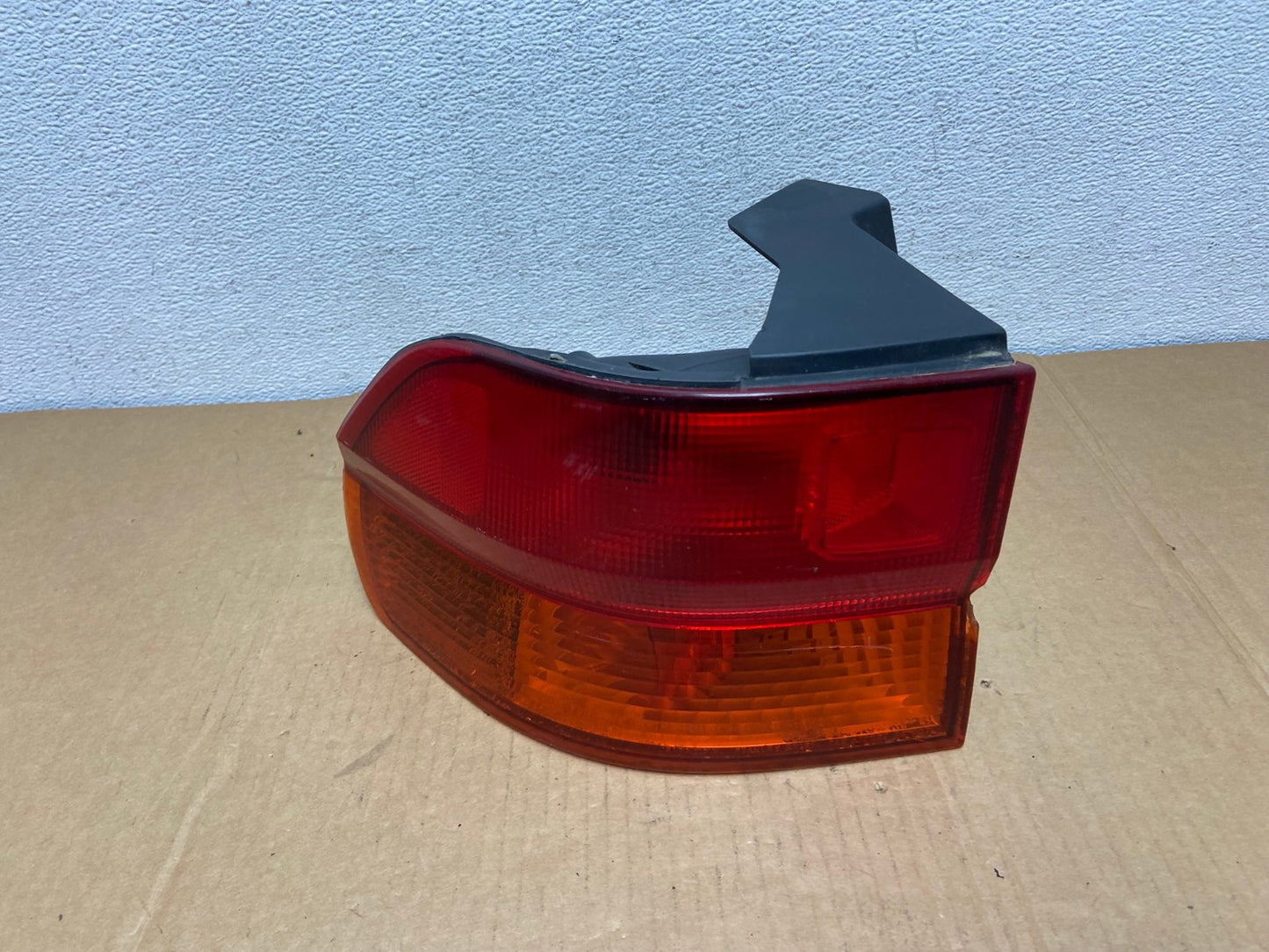 1999 2000 2001 Honda Odyssey Left Driver LH Side Tail Light AC7508 LK0