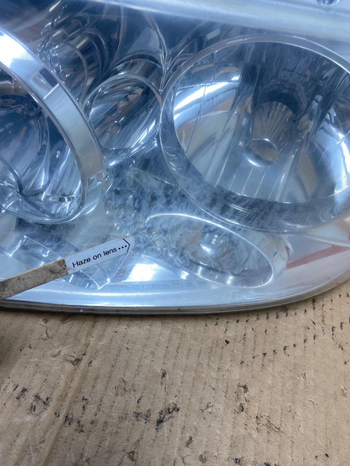 Xenon 2003-2006 Lincoln Navigator Left Driver Side Headlight AD1077 DW3