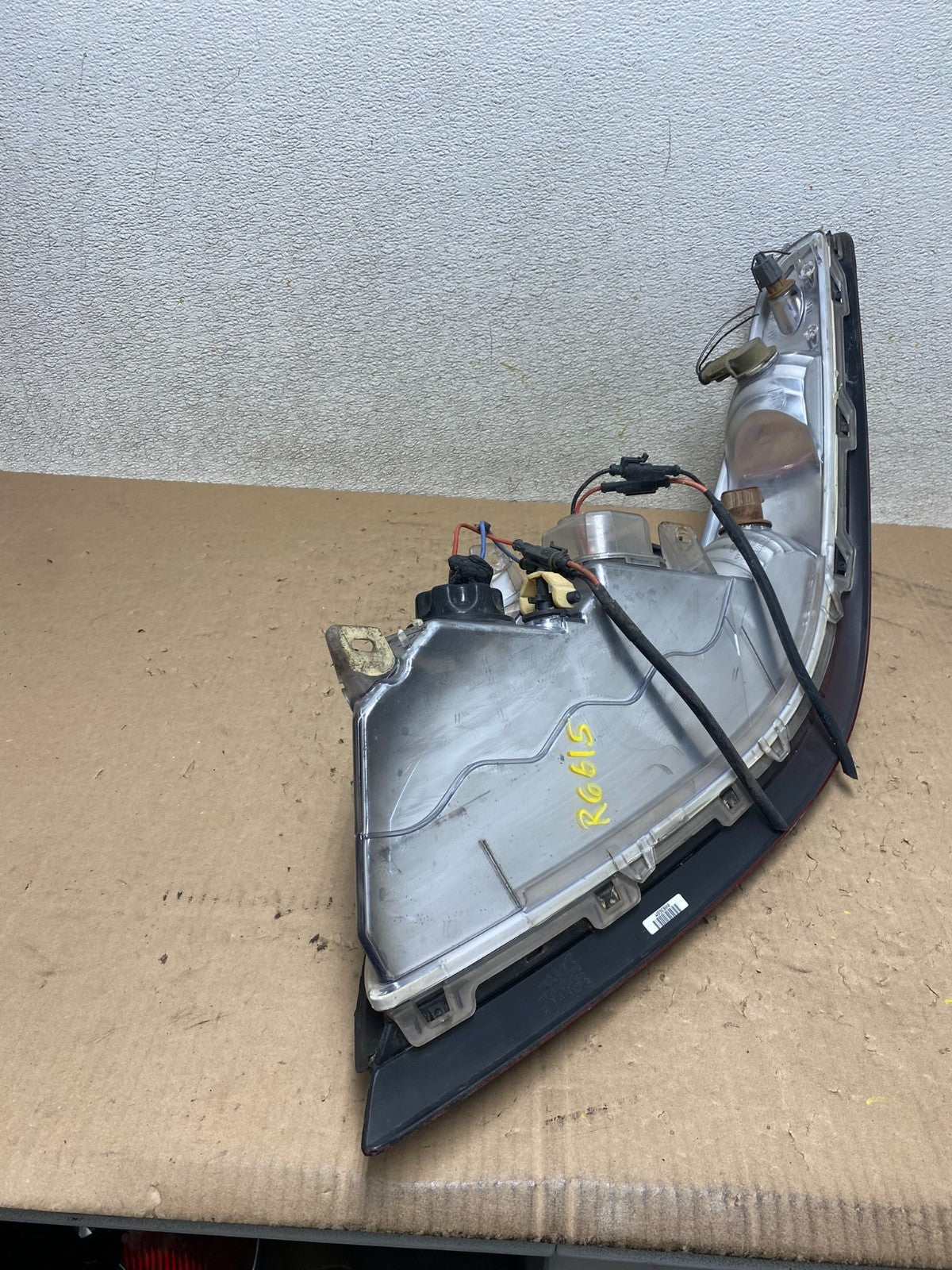 1997 - 1998 Lincoln Mark VIII 8 Right Passenger RH Side Headlight Oem r6615 DG8