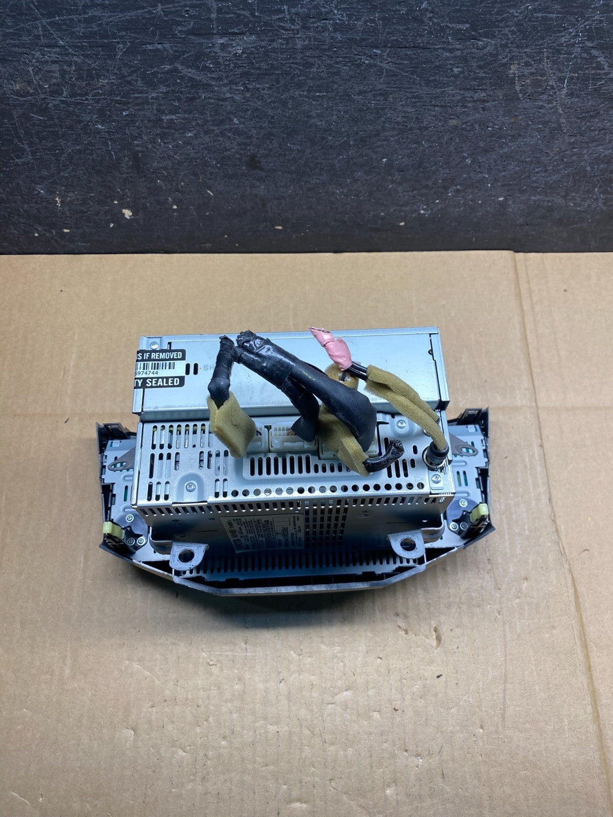 2006 Lexus RX400h Radio Casette AM-FM CD Player AI7664 DG5