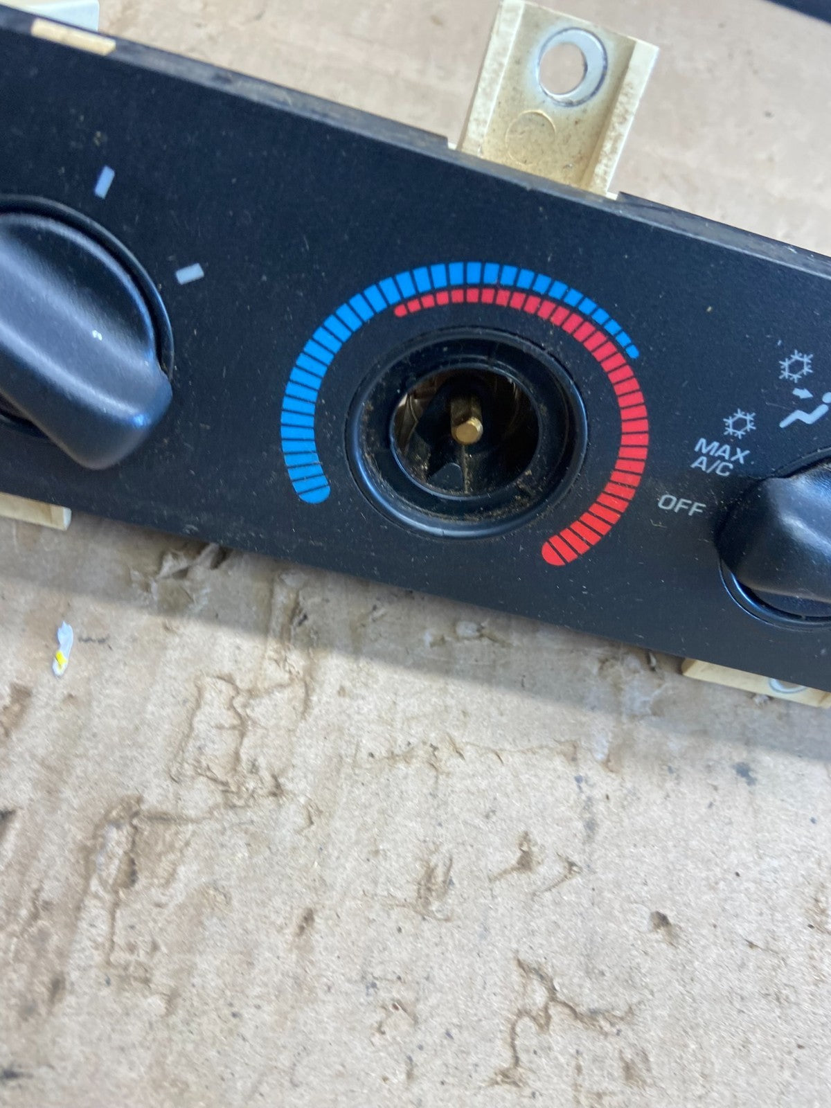 1998 to 2003 Dodge Ram 1500 Temperature Climate Control Heat AC Heater AB9702 DG1